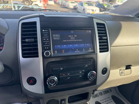2021 Nissan Frontier SV