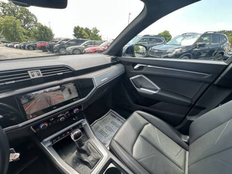 2022 Audi Q3 quattro S line Prem Plus 45 TFSI