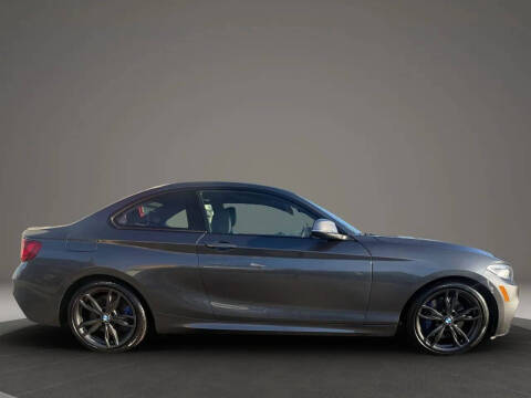 2016 BMW 2 Series M235i