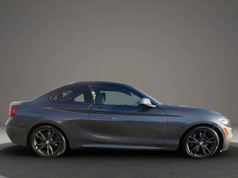 2016 BMW 2 Series M235i