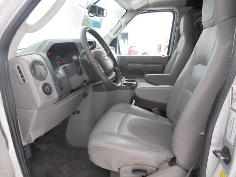 2013 Ford E-Series E-150