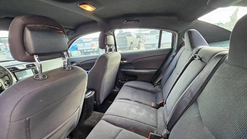 2013 Chrysler 200 LX