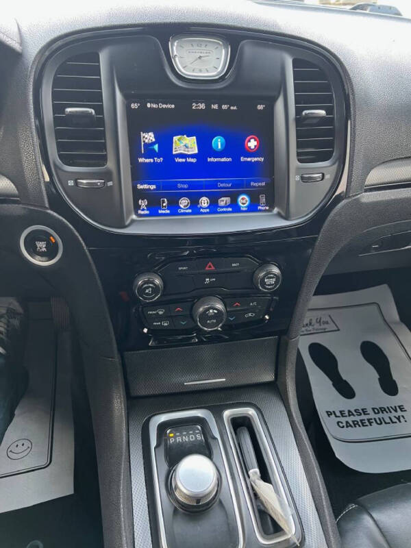 2016 Chrysler 300 S