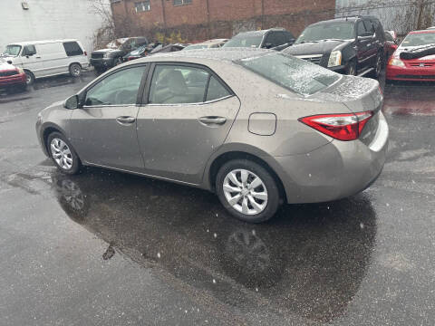 2016 Toyota Corolla LE