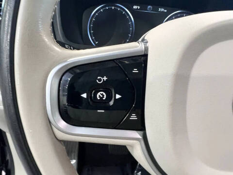 2020 Volvo XC90 T5 Momentum