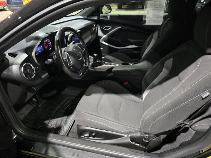 2021 Chevrolet Camaro LT1