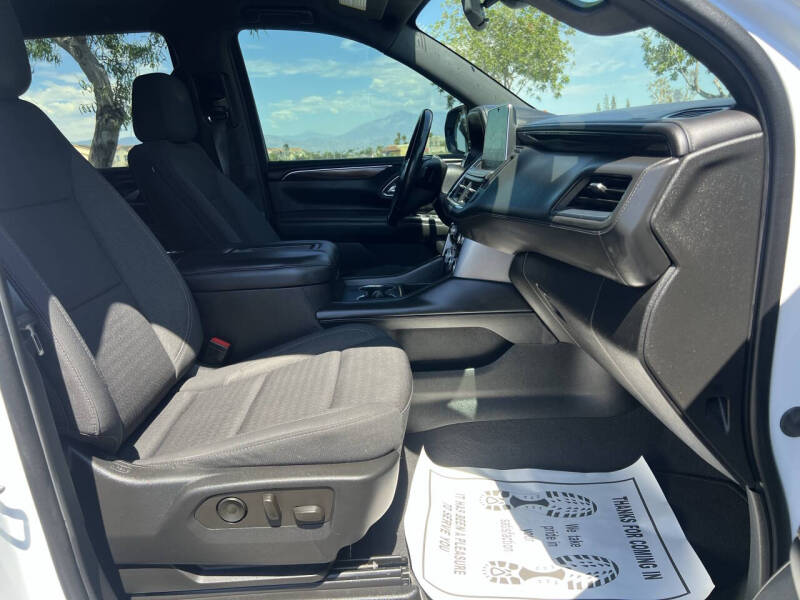 2022 GMC Yukon SLE