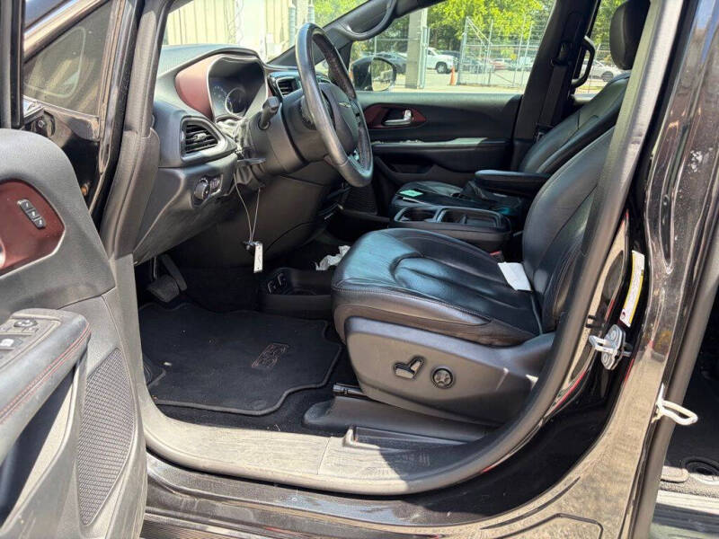 2020 Chrysler Pacifica Touring L