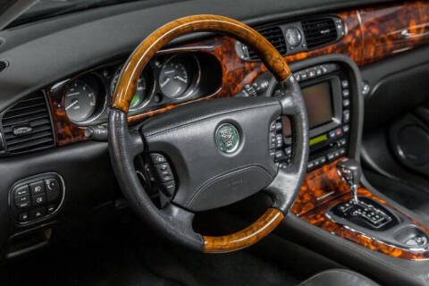2004 Jaguar XJR