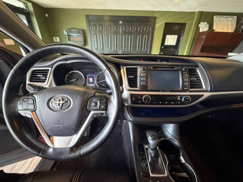 2017 Toyota Highlander