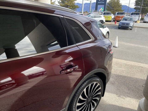 2022 Lincoln Nautilus Black Label