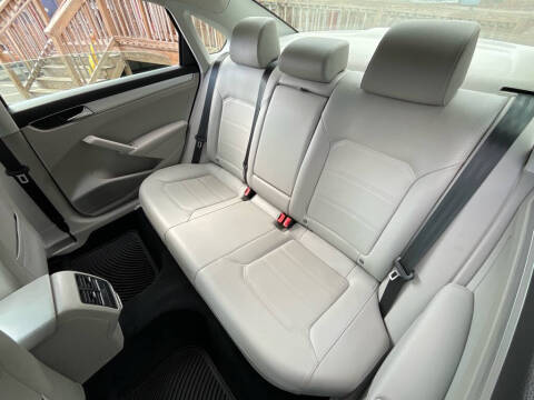 2019 Volkswagen Passat Wolfsburg