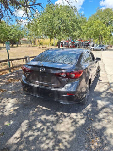 2018 Mazda MAZDA3 Touring