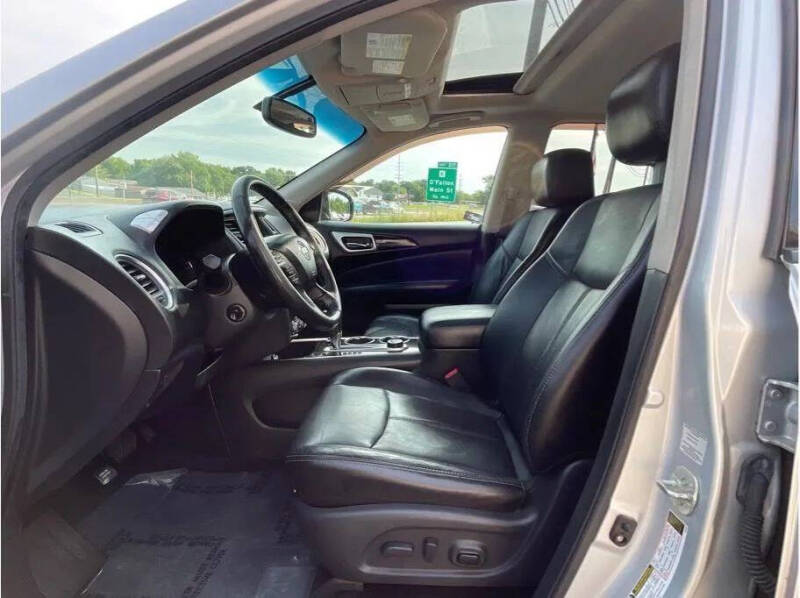 2013 Nissan Pathfinder Platinum