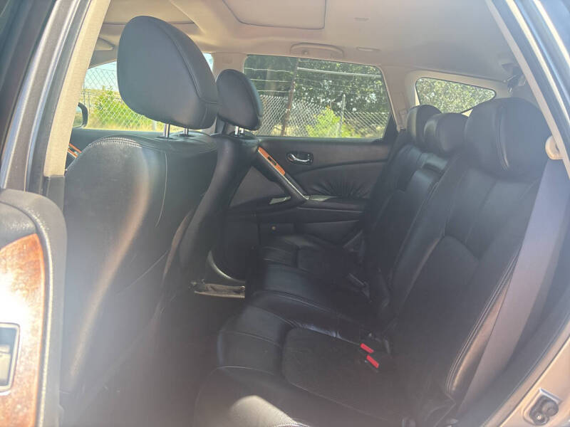 2009 Nissan Murano LE