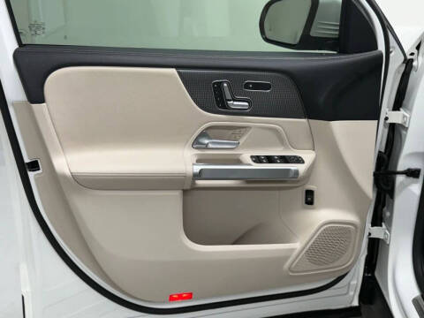 2022 Mercedes-Benz GLB GLB 250