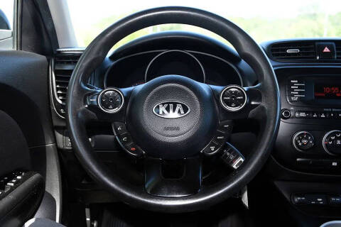 2015 Kia Soul +