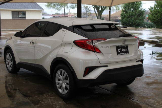 2020 Toyota C-HR LE