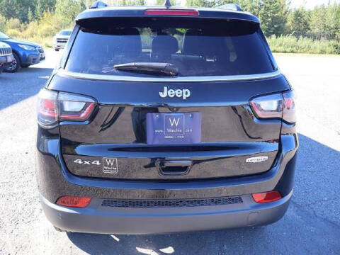 2023 Jeep Compass Latitude Lux