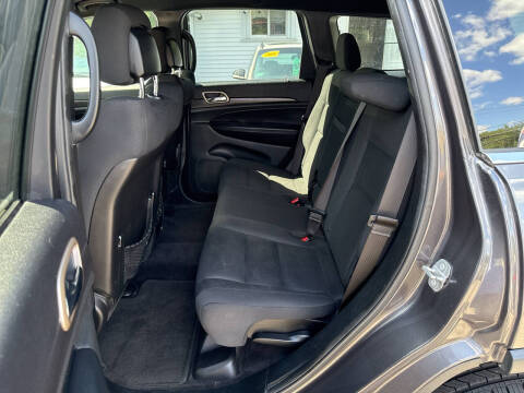 2017 Jeep Grand Cherokee Laredo