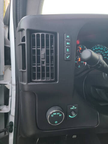 2022 Chevrolet Express 3500