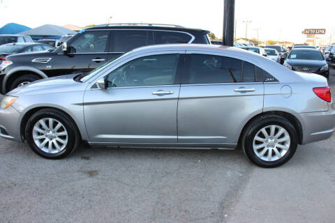 2013 Chrysler 200 Limited