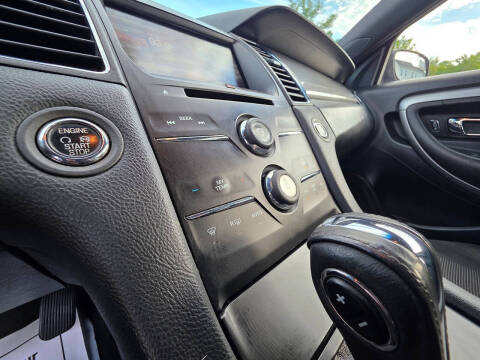 2015 Ford Taurus SEL