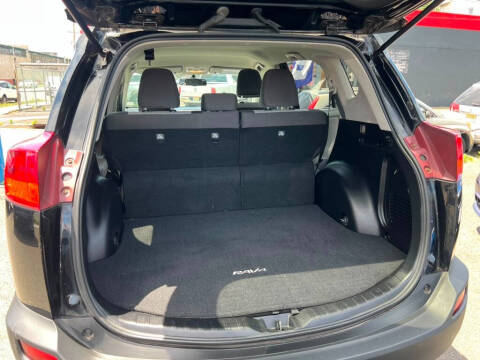 2013 Toyota RAV4 LE
