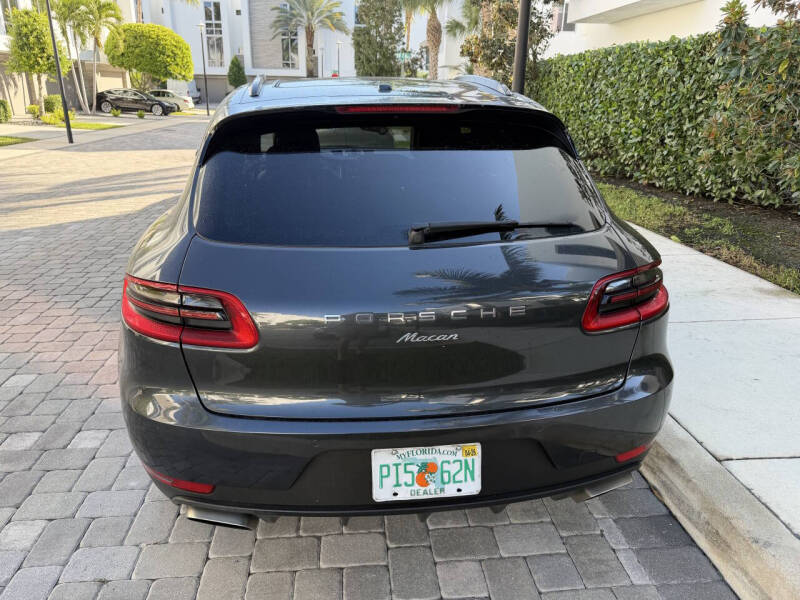 2018 Porsche Macan