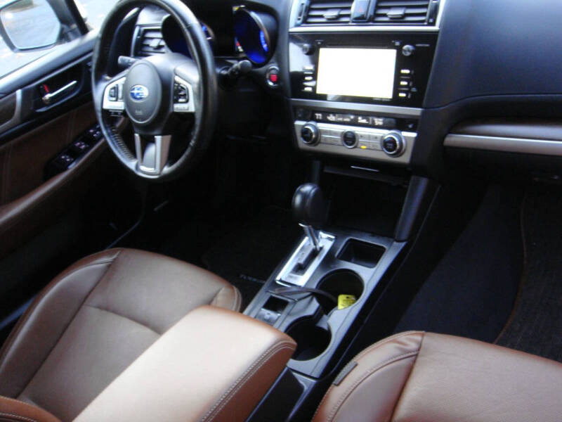 2017 Subaru Outback 3.6R Touring