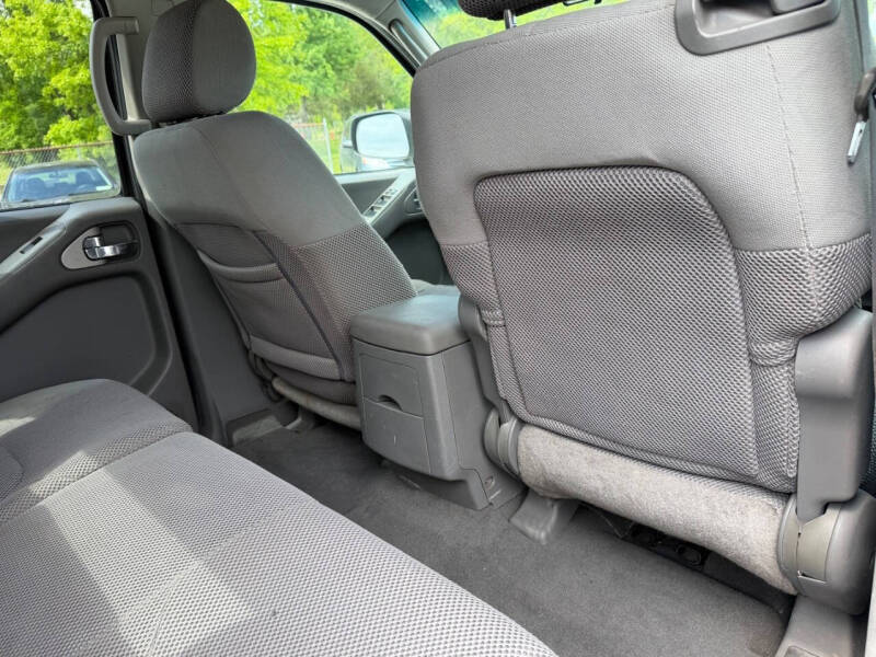 2008 Nissan Frontier SE V6