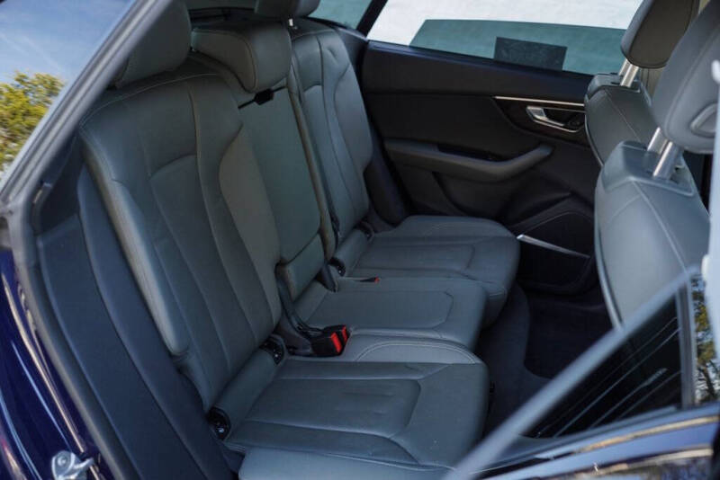 2019 Audi Q8 quattro Prestige 55 TFSI