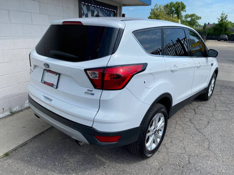 2019 Ford Escape SE