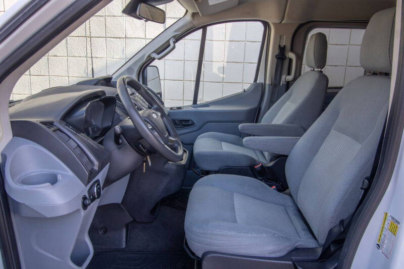 2015 Ford Transit 350 XLT