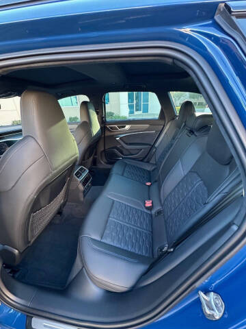 2025 Audi RS 6 Avant performance 4.0T quattro Avant