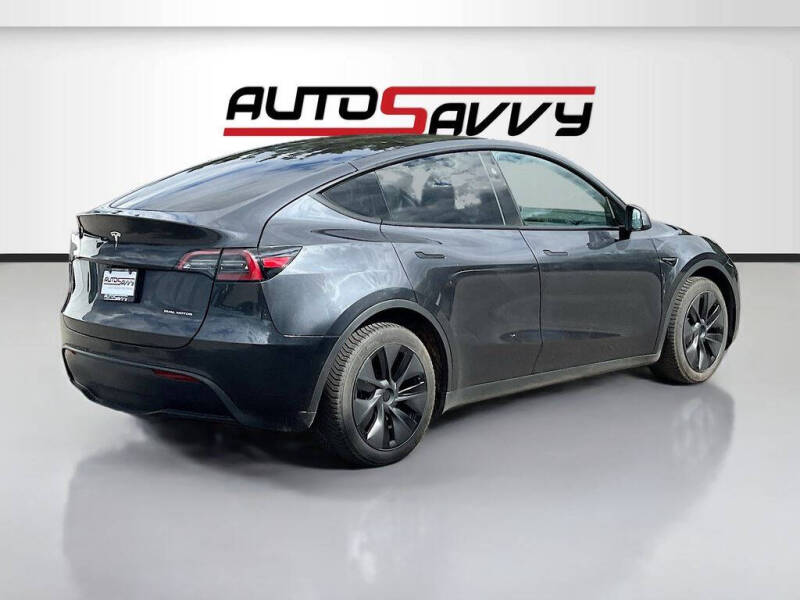 2025 Tesla Model Y Long Range