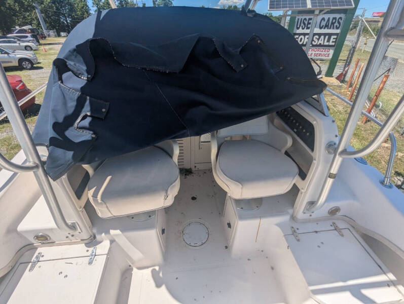 2001 gradywhite boat