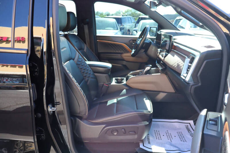 2023 GMC Canyon Denali