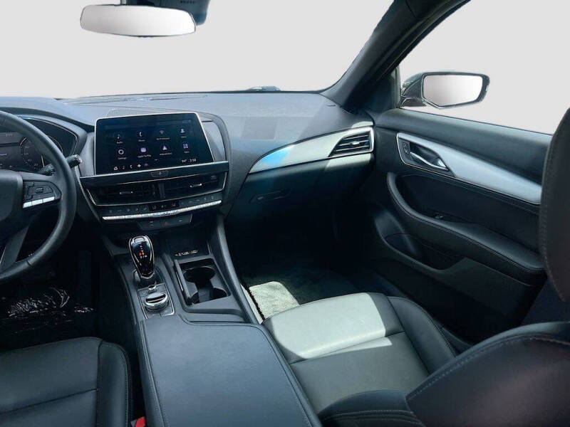 2024 Cadillac CT5 Luxury