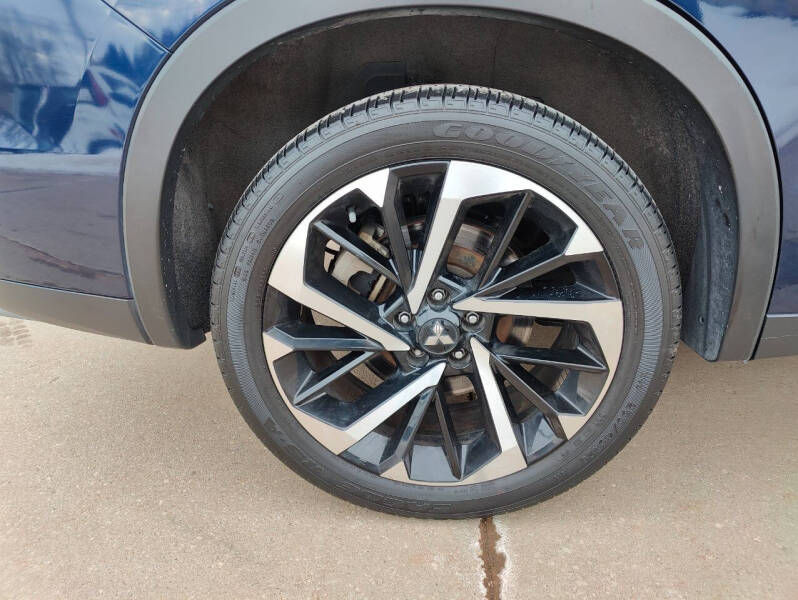 2022 Mitsubishi Outlander SE Launch Edition