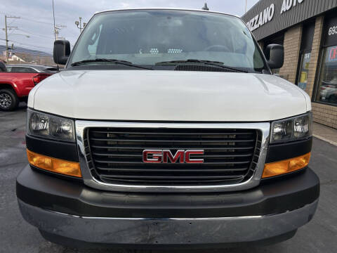 2024 GMC Savana 2500