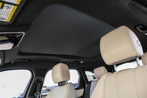 2019 Land Rover Range Rover Velar P250 R-Dynamic SE