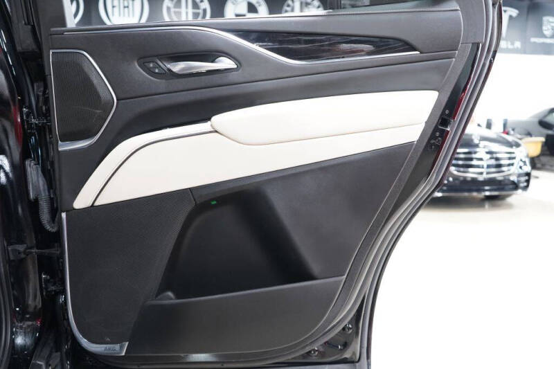 2021 Cadillac Escalade Sport
