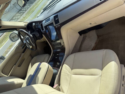 2011 Cadillac Escalade EXT Premium