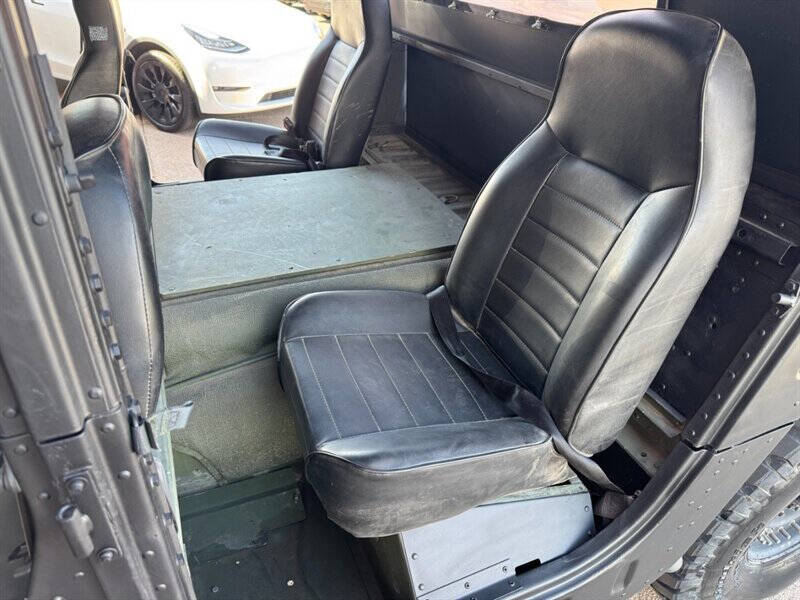 1987 AM General HMMWV