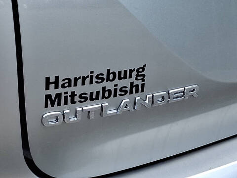 2025 Mitsubishi Outlander PHEV SE