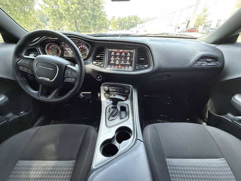 2022 Dodge Challenger