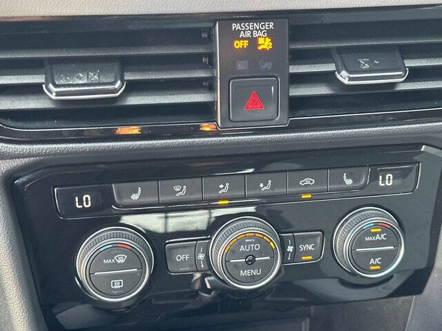 2024 Volkswagen Taos SE