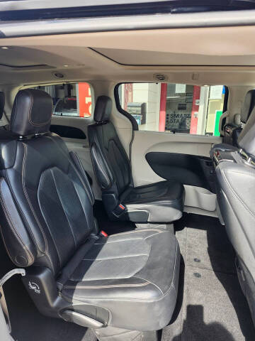 2018 Chrysler Pacifica Touring L Plus