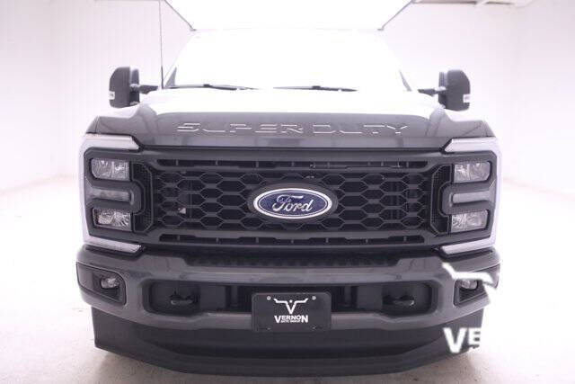 2026 Ford F-350 Super Duty XL